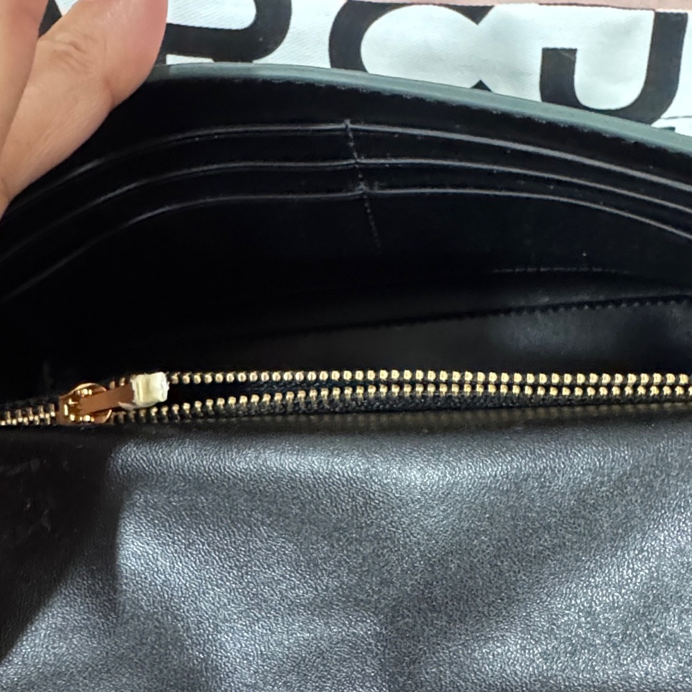 New Marc Jacob’s The Dual Chain Wallet - Picture 8 of 12